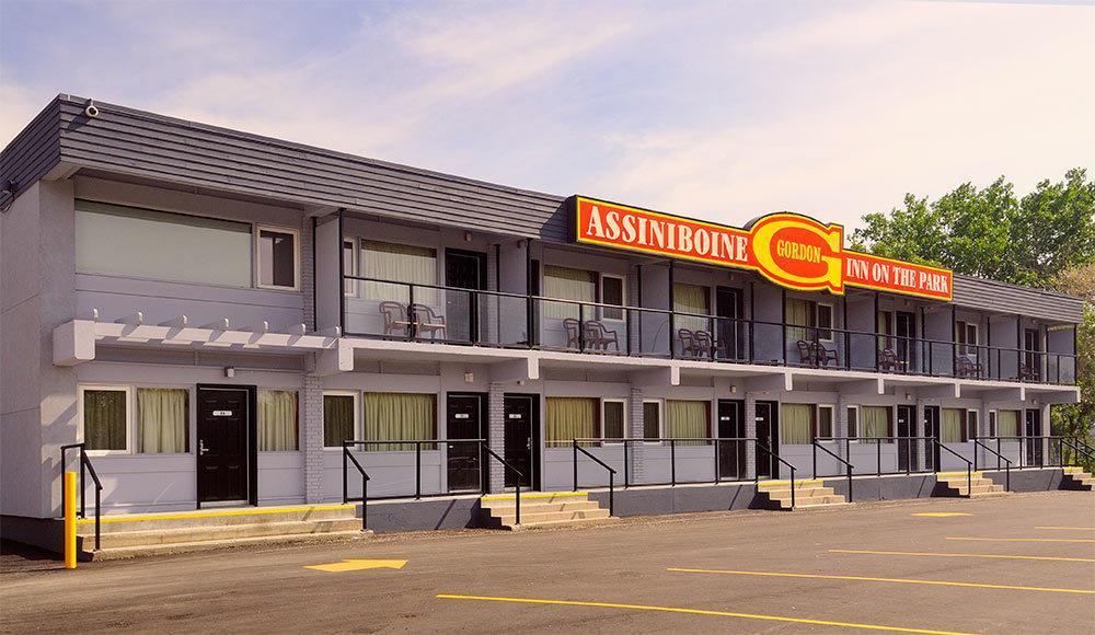 Assiniboine Gordon Inn On The Park Winnipeg Exterior foto